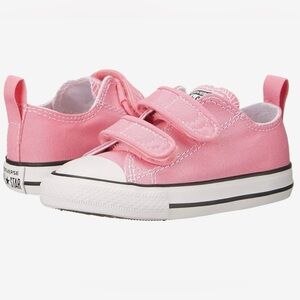Converse Kids Sneakers in Pink